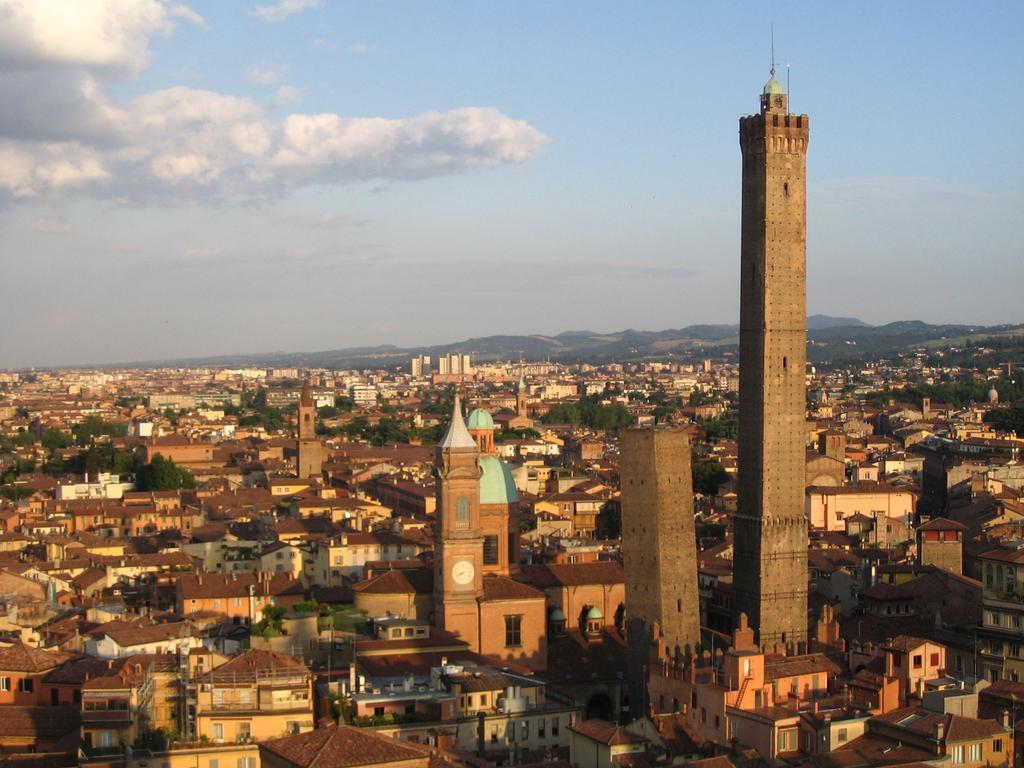 Residenza Mazzini Lägenhet Bologna Exteriör bild